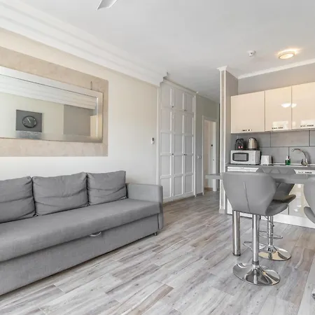 Orlando Costa Adeje Sunny Balcony & Pool Appartamento *